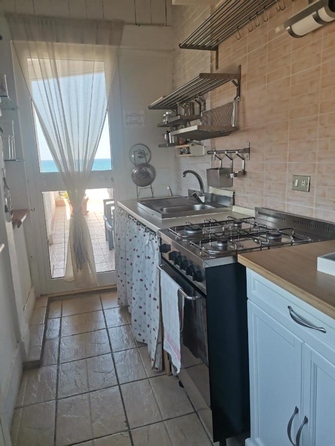 Little Paradise Casa Vacanze Маргерита-ді-Савоя Екстер'єр фото