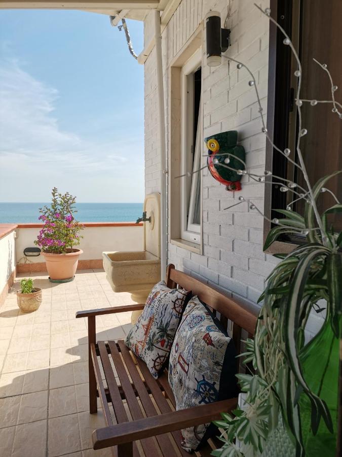 Little Paradise Casa Vacanze Маргерита-ді-Савоя Екстер'єр фото