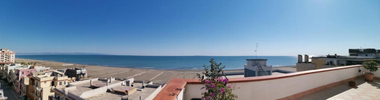Little Paradise Casa Vacanze Маргерита-ді-Савоя Екстер'єр фото